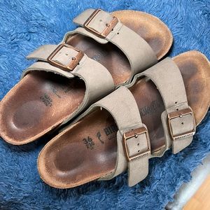 Birkenstock Arizona Sandals in Stone